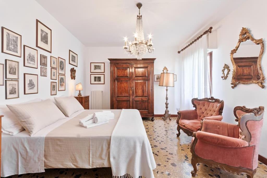 Appartement San Marco Bell Tower House *